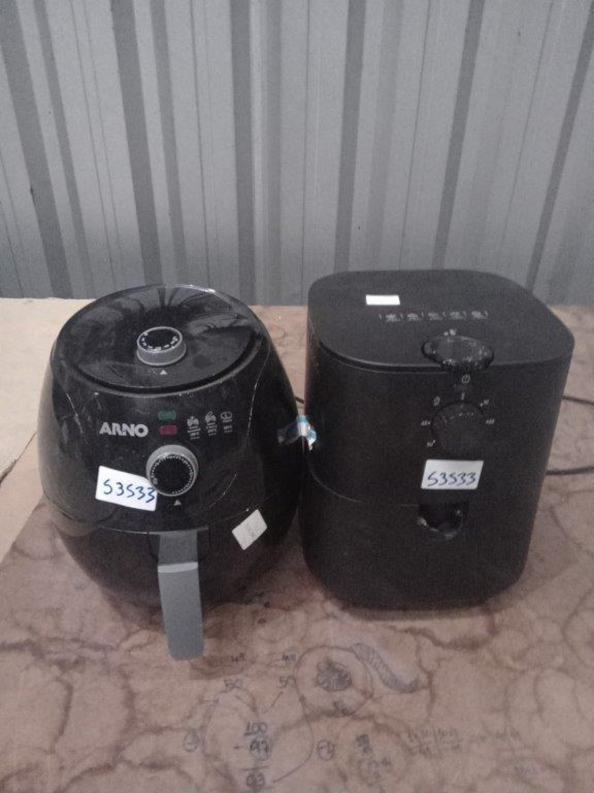 02 FRITADEIRAS ARNO - leilão extrajudicial - Não informado BR - lance mínimo R$ 101