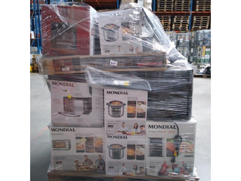 Lote 30009 - PALLET FECHADO COM APROXIMADAMENTE 21 ITENS