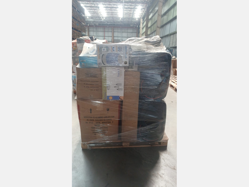 Lote 30030 - PALLET FECHADO COM APROXIMADAMENTE 170 ITENS
