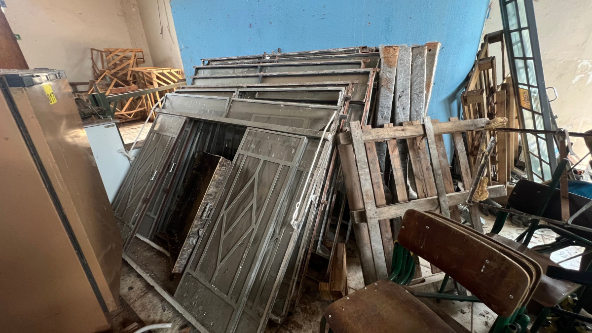 Leilão de Bem Item em Grandes Rios/PR - Lance Inicial R$ 100 - Extrajudicial