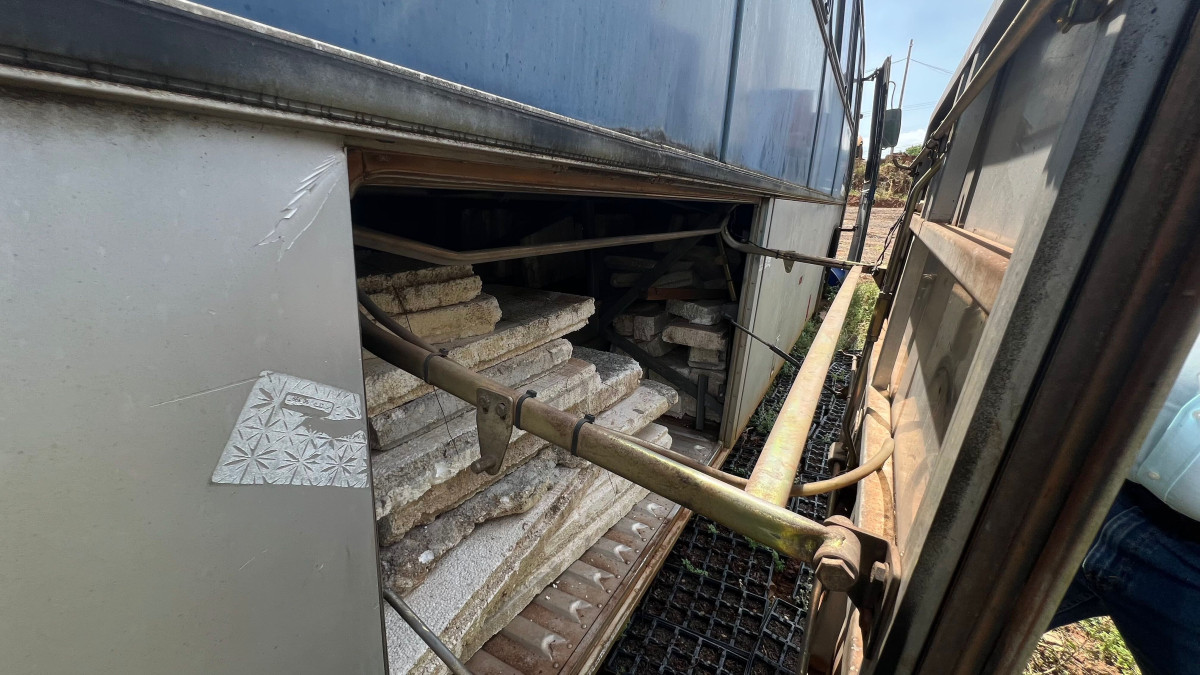 Leilão de Bem Veículo em Grandes Rios/PR - Lance Inicial R$ 2.000 - Extrajudicial