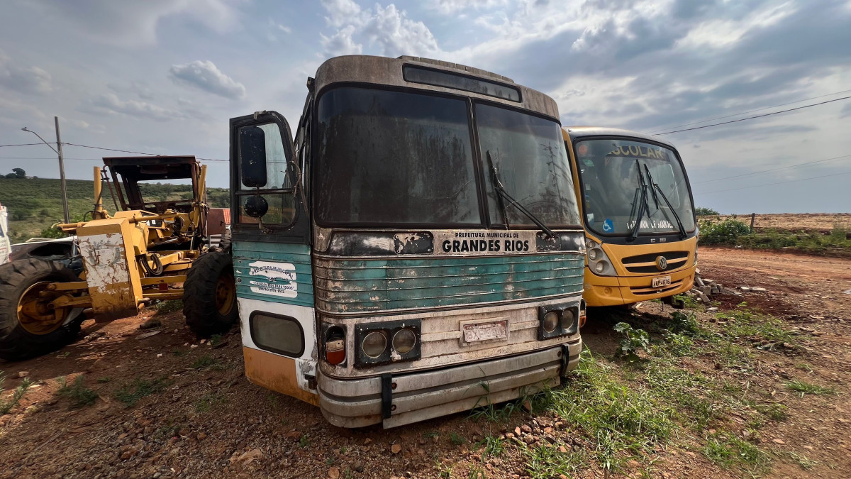 Leilão de Bem Veículo em Grandes Rios/PR - Lance Inicial R$ 2.000 - Extrajudicial