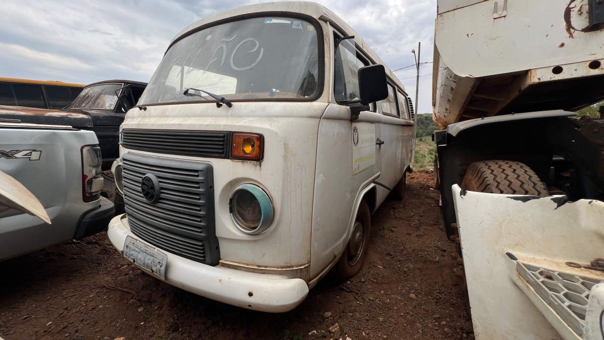 Leilão de Bem Veículo em Grandes Rios/PR - Lance Inicial R$ 1.200 - Extrajudicial