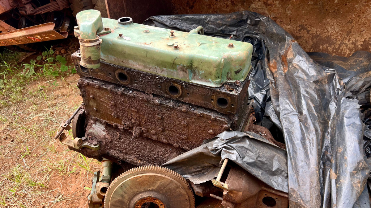 Leilão de Bem Veículo em Grandes Rios/PR - Lance Inicial R$ 900 - Extrajudicial