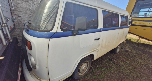 VW/KOMBI | 2013/2014 | ALCOOL/GASOLINA