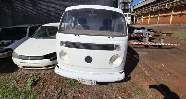 VW/KOMBI FURGAO | 2001/2002 | ALCOOL