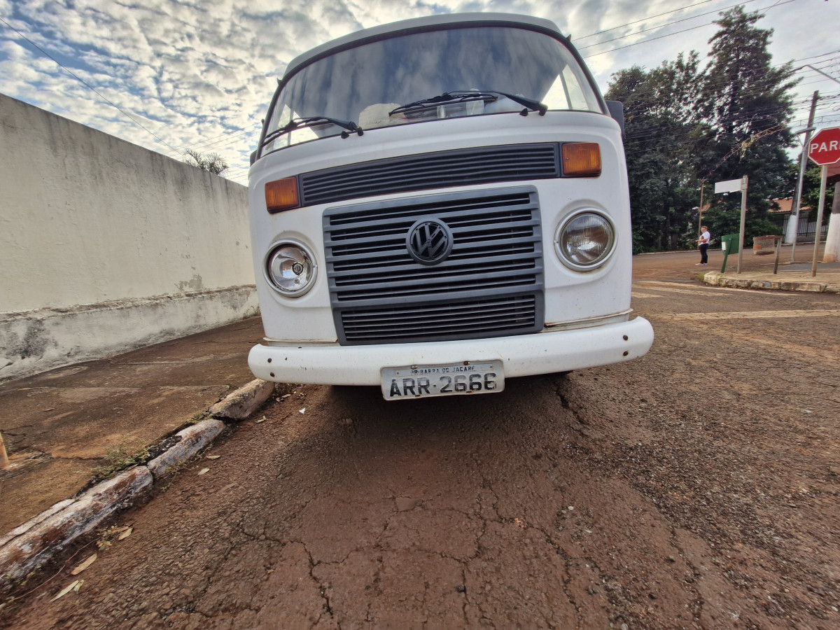 LB Leiloes - VW/KOMB | 2009/2010 | ALCOOL/GASOLINA