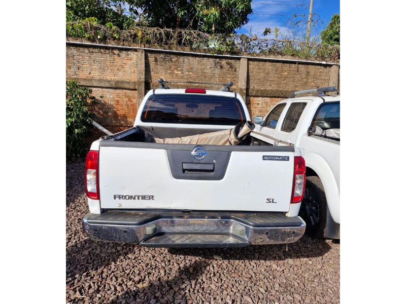 SUCATA COM PARTES APROVEITÁVEIS E PARTES INSERVÍVEIS DE VEÍCULO NISSAN/FRONTIER SL 4X4