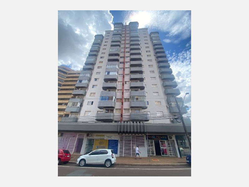 Lote 1 - APARTAMENTO NO EDIFÍCIO TORRE NOBRE