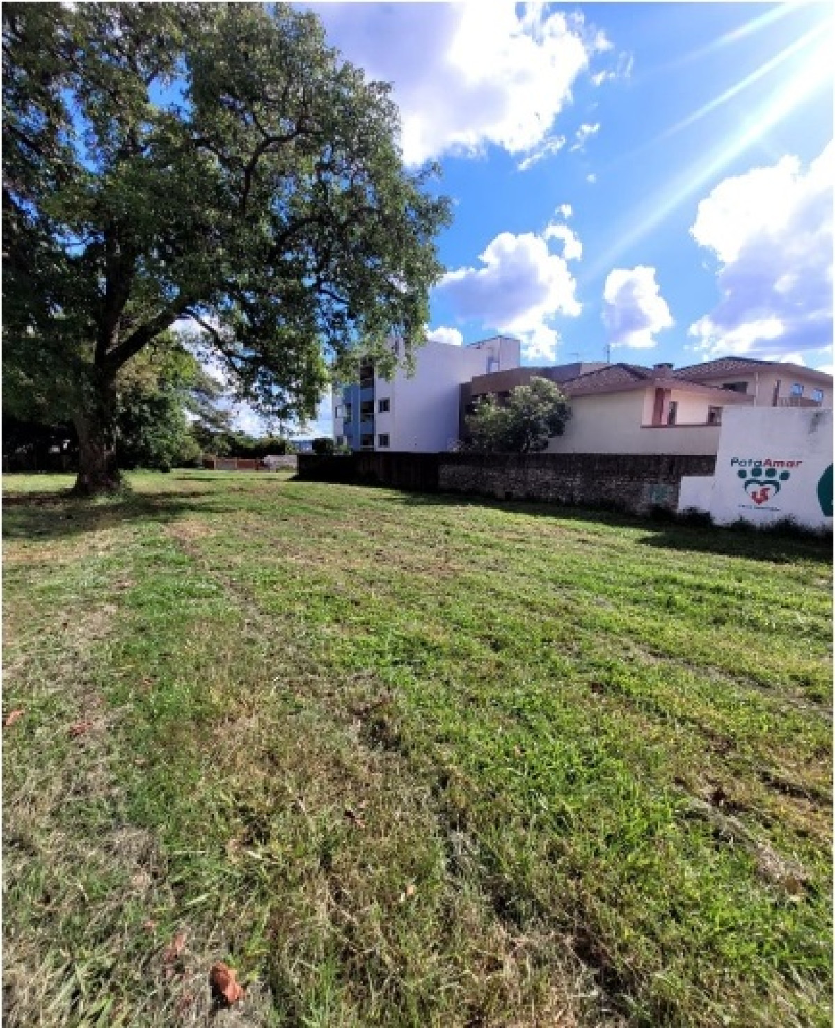 TERRENO NO LOTEAMENTO VILA COQUEIRAL, localizado em Cascavel - PR, bairro Coqueiral