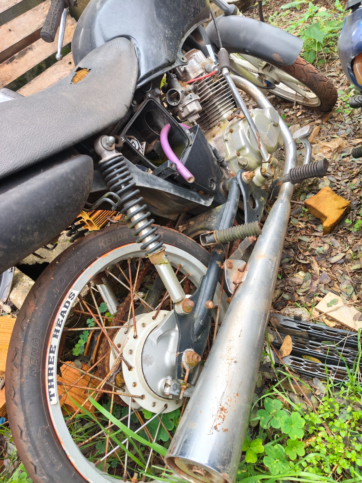 SUCATA SERVÍVEL DE MOTOCICLETA HONDA/CG 125 FAN — foto 6 de 7