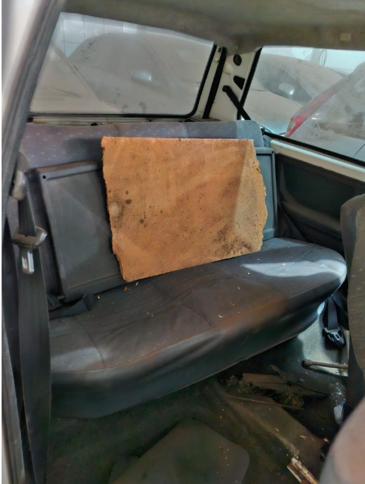 VEÍCULO FIAT/UNO MILLE SMART, ANO DE FABRICAÇÃO/MODELO: 2001/2001 — foto 8 de 10