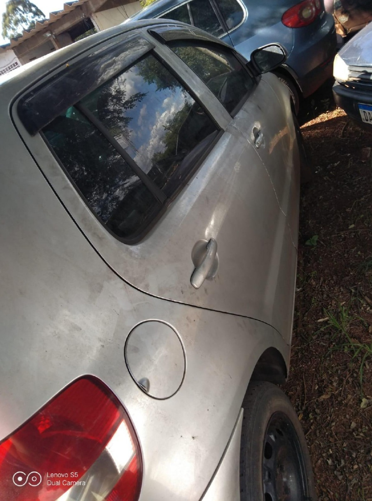 VEÍCULO VW/FOX 1.0, ANO DE FABRICAÇÃO/MODELO: 2004/2004 — foto 3 de 12