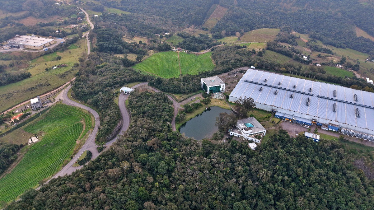 Lote 1 - IMÓVEL RURAL COM ÁREA DE 103.975M² LOCALIZADO EM MONTE BELO DO SUL, localizado em Monte Belo Do Sul - RS