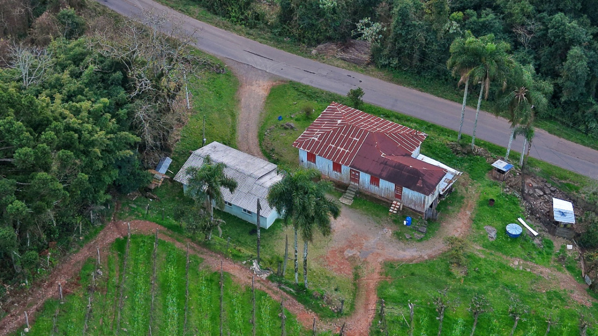 Lote 1 - IMÓVEL RURAL COM ÁREA DE 103.975M² LOCALIZADO EM MONTE BELO DO SUL, localizado em Monte Belo Do Sul - RS