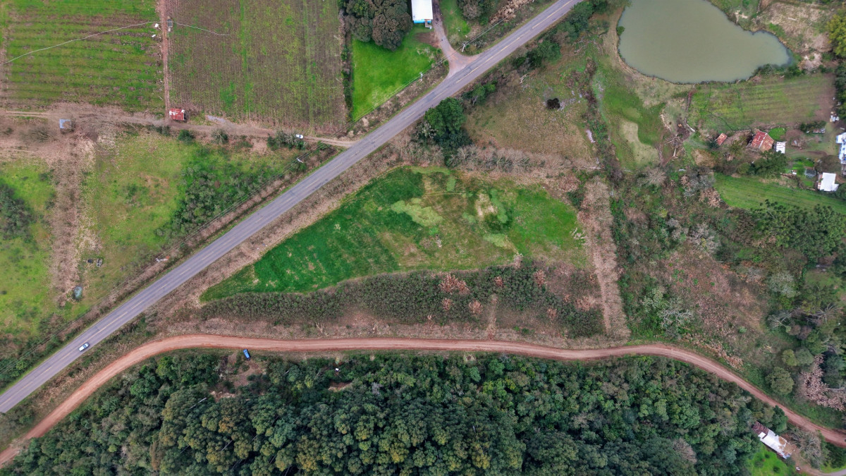 Lote 2 - IMÓVEL RURAL COM ÁREA DE 115.182,50M² LOCALIZADA EM BENTO GONÇALVES, localizado em Bento Gonçalves - RS