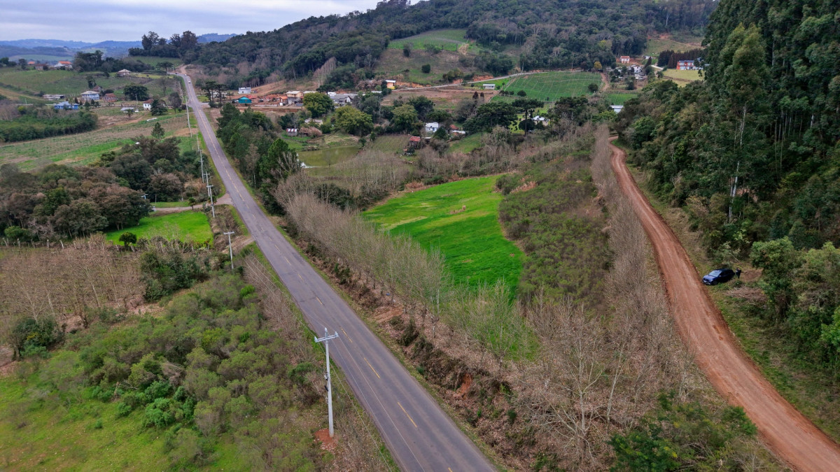 Lote 2 - IMÓVEL RURAL COM ÁREA DE 115.182,50M² LOCALIZADA EM BENTO GONÇALVES, localizado em Bento Gonçalves - RS