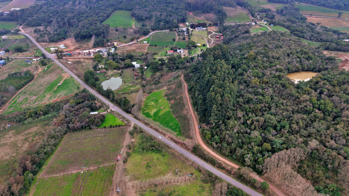Lote 2 - IMÓVEL RURAL COM ÁREA DE 115.182,50M² LOCALIZADA EM BENTO GONÇALVES, localizado em Bento Gonçalves - RS