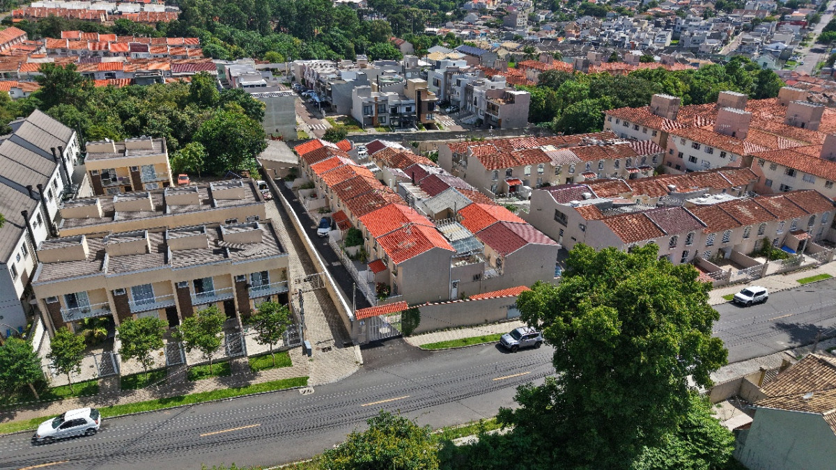 Lote 1 - NUA PROPRIEDADE DO SOBRADO NO CONDOMÍNIO RESIDENCIAL BOM PASTOR, ALTO BOQUEIRÃO, localizado em Curitiba - PR, bairro Alto Boqueirão