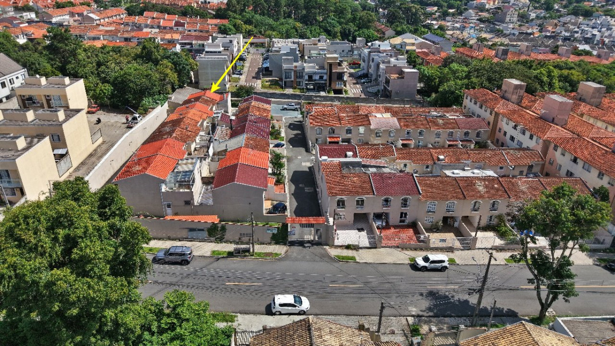 Lote 1 - NUA PROPRIEDADE DO SOBRADO NO CONDOMÍNIO RESIDENCIAL BOM PASTOR, ALTO BOQUEIRÃO, localizado em Curitiba - PR, bairro Alto Boqueirão