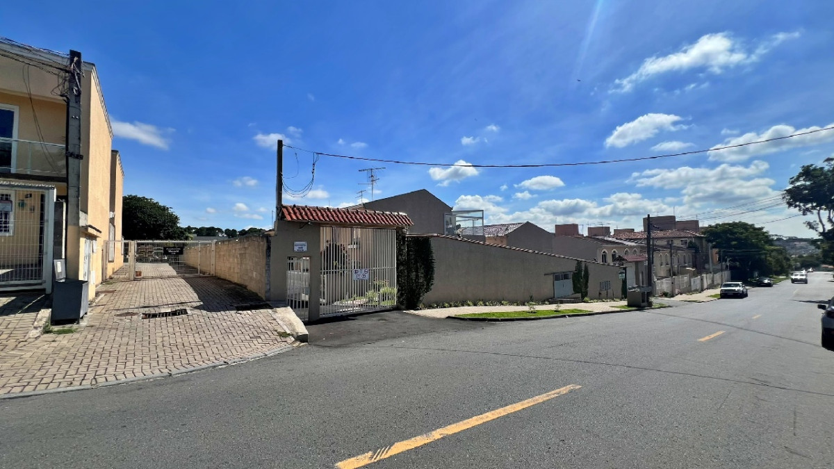 Lote 1 - NUA PROPRIEDADE DO SOBRADO NO CONDOMÍNIO RESIDENCIAL BOM PASTOR, ALTO BOQUEIRÃO, localizado em Curitiba - PR, bairro Alto Boqueirão