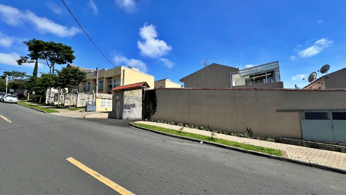 Lote 1 - NUA PROPRIEDADE DO SOBRADO NO CONDOMÍNIO RESIDENCIAL BOM PASTOR, ALTO BOQUEIRÃO, localizado em Curitiba - PR, bairro Alto Boqueirão