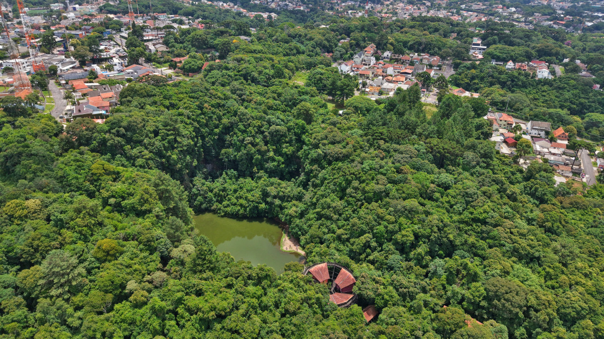 Lote 1 - TERRENO NA RUA PRIMEIRO MINISTRO BROCHADO DA ROCHA, PILARZINHO, localizado em Curitiba - PR, bairro Pilarzinho