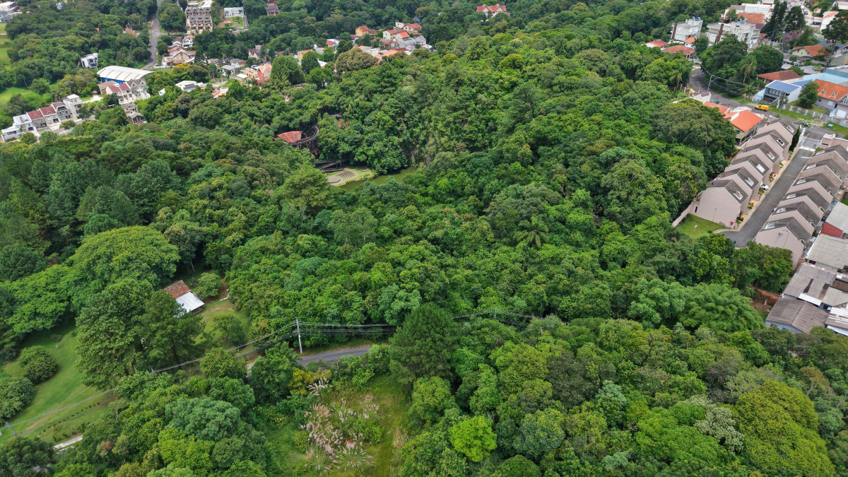 Lote 1 - TERRENO NA RUA PRIMEIRO MINISTRO BROCHADO DA ROCHA, PILARZINHO, localizado em Curitiba - PR, bairro Pilarzinho