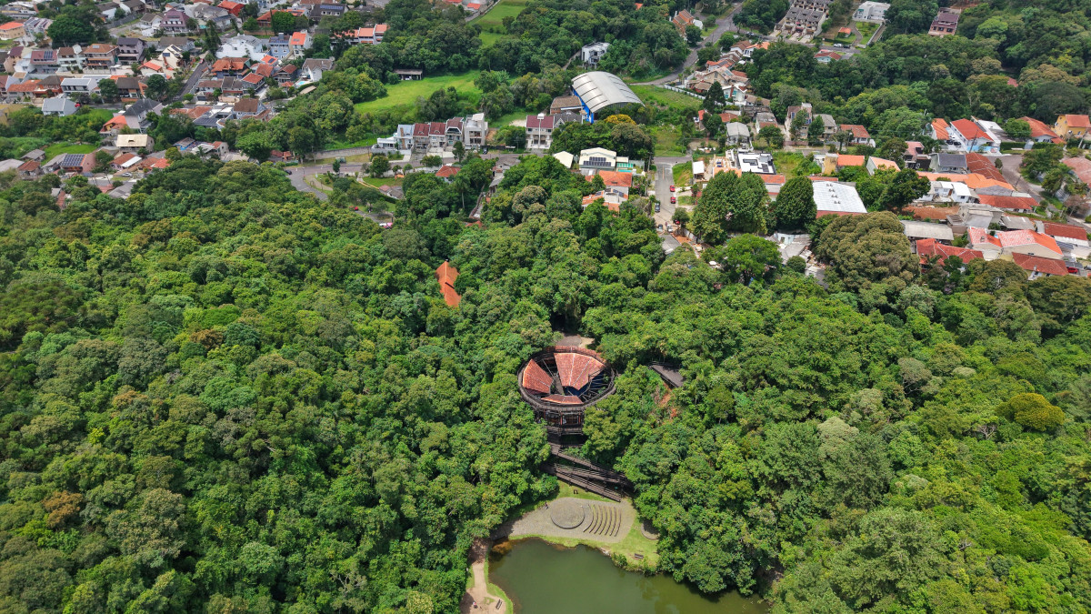 Lote 1 - TERRENO NA RUA PRIMEIRO MINISTRO BROCHADO DA ROCHA, PILARZINHO, localizado em Curitiba - PR, bairro Pilarzinho