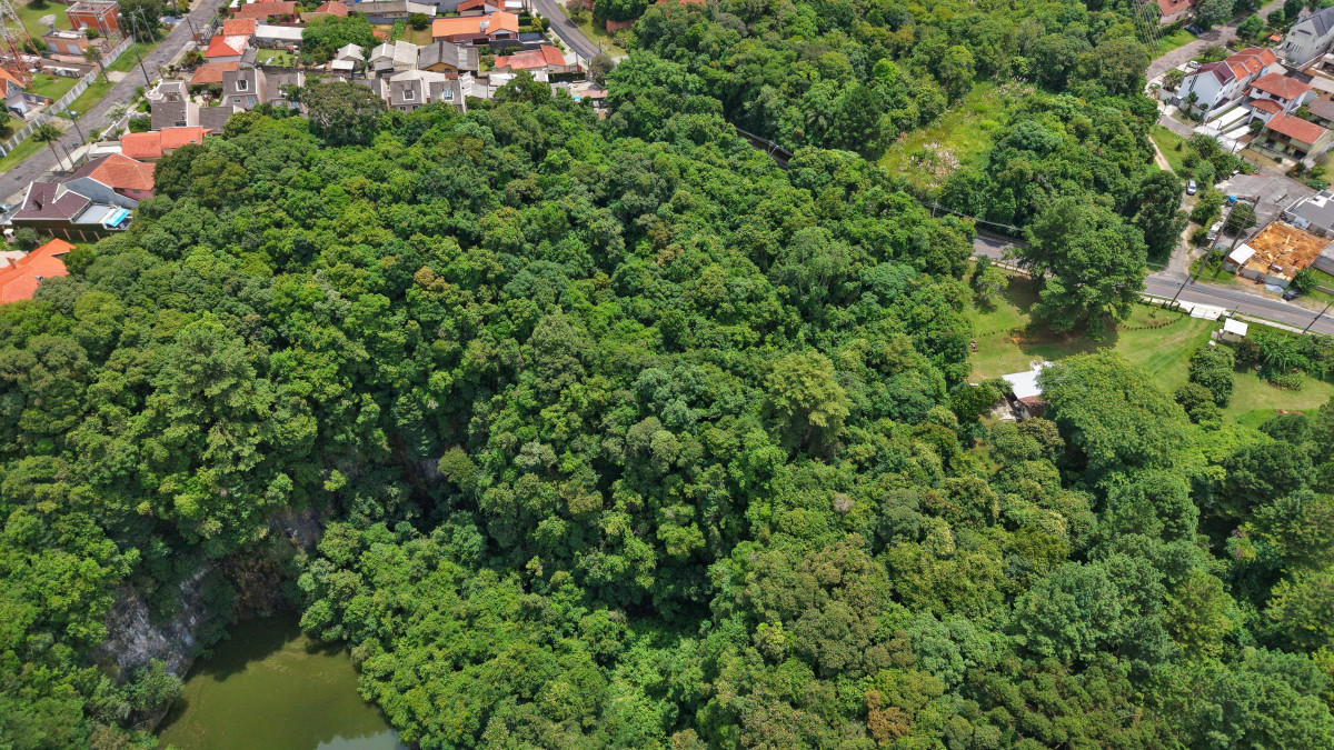Lote 1 - TERRENO NA RUA PRIMEIRO MINISTRO BROCHADO DA ROCHA, PILARZINHO, localizado em Curitiba - PR, bairro Pilarzinho