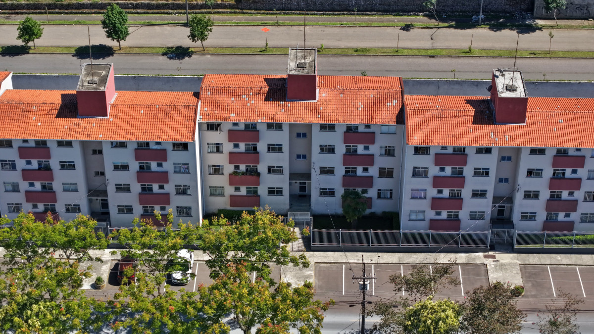 Lote 1 - APARTAMENTO NO CONDOMÍNIO CONJUNTO RESIDENCIAL AVENIDA DA REPÚBLICA I, PAROLIN, localizado em Curitiba - PR