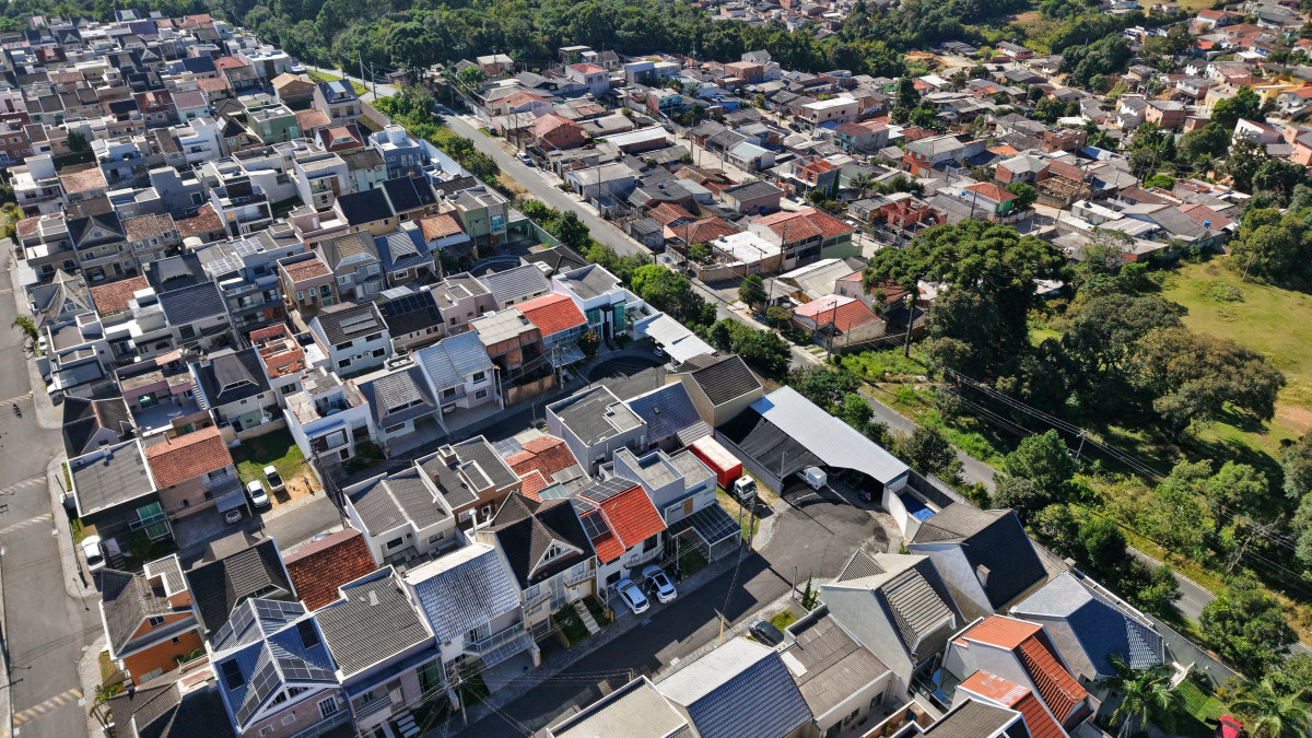 Lote 1 - RESIDÊNCIA NO CONDOMÍNIO GARIBALDI DAS ARAUCÁRIAS, CACHOEIRA, localizado em Curitiba - PR, bairro Cachoeira
