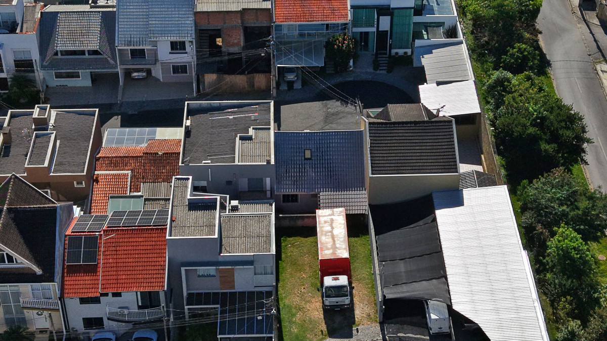 Lote 1 - RESIDÊNCIA NO CONDOMÍNIO GARIBALDI DAS ARAUCÁRIAS, CACHOEIRA, localizado em Curitiba - PR, bairro Cachoeira