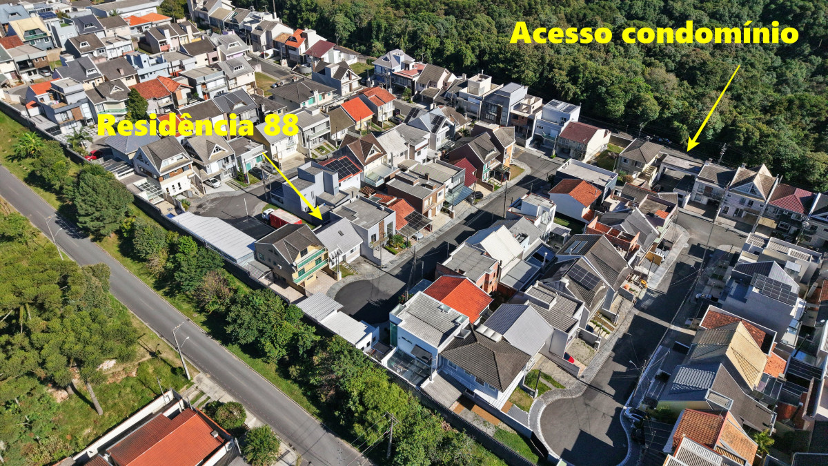 Lote 1 - RESIDÊNCIA NO CONDOMÍNIO GARIBALDI DAS ARAUCÁRIAS, CACHOEIRA, localizado em Curitiba - PR, bairro Cachoeira