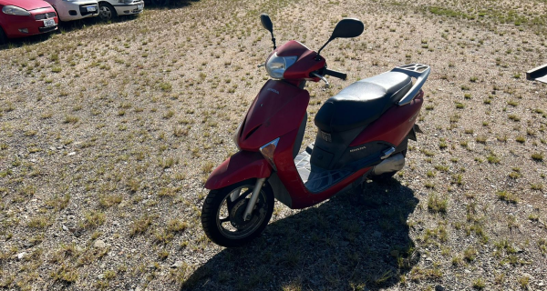 MOTOCICLETA HONDA/LEAD 110