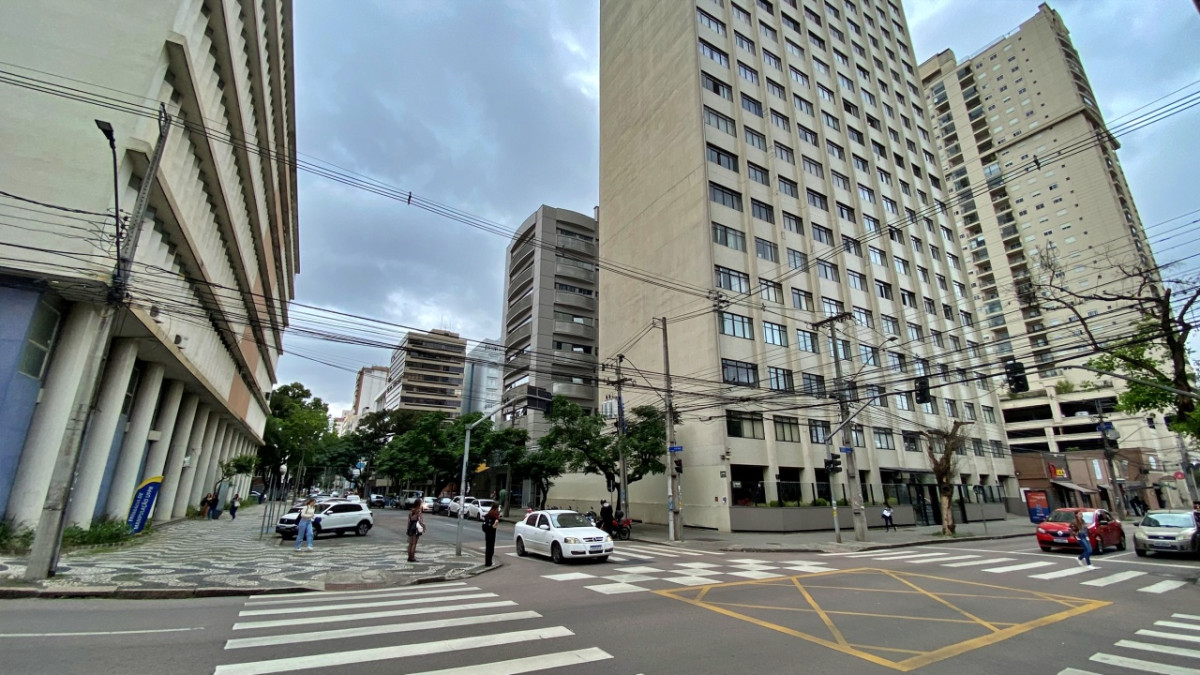 50% DO APARTAMENTO COM VAGA DE GARAGEM NO CONDOMÍNIO EDIFÍCIO ITAMARATY, CENTRO — foto 3 de 9