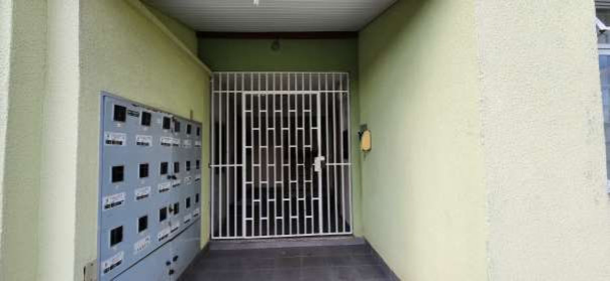 Apartamento no Alto Boqueirão (foto 3 de 3)