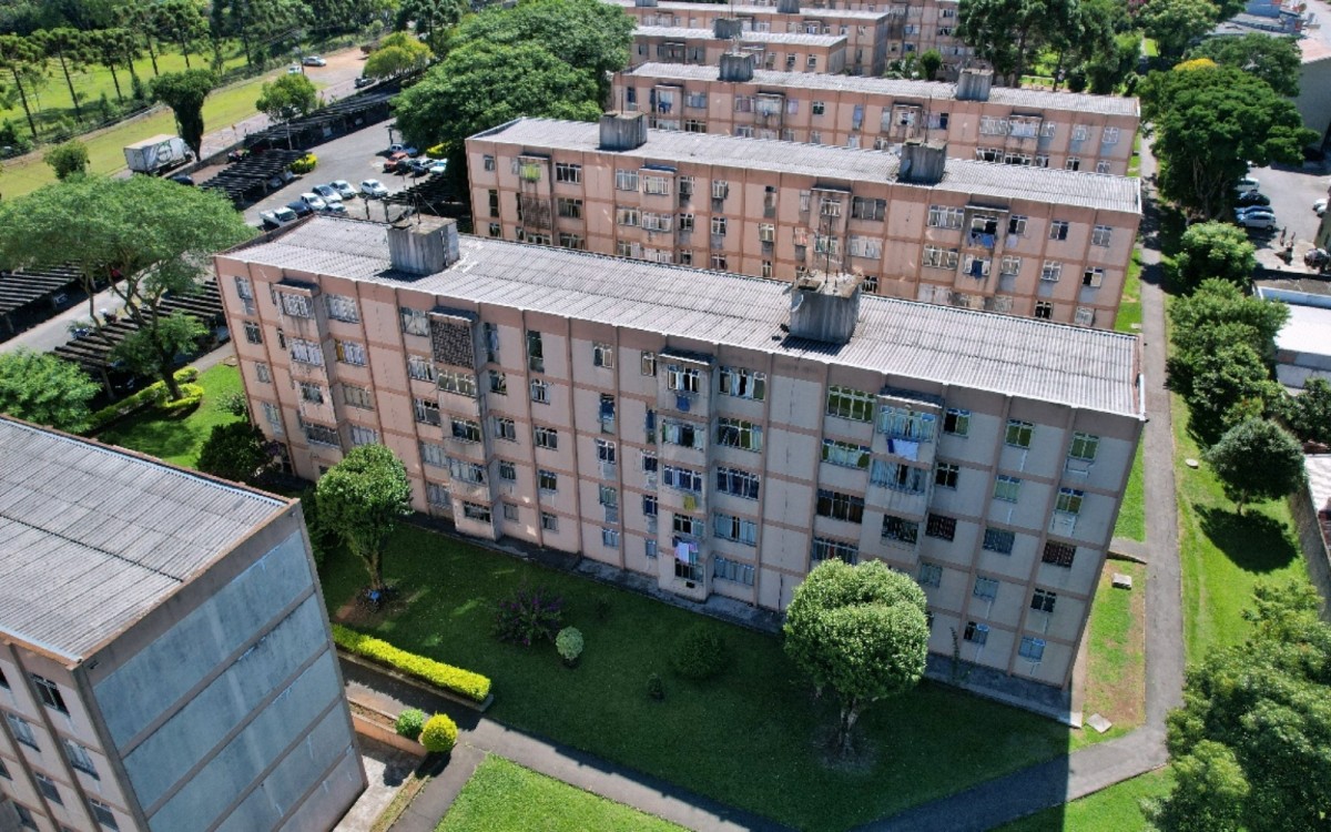 Lote 1 - APARTAMENTO NO CONDOMÍNIO CONJUNTO RESIDENCIAL MARECHAL RONDON, CIC, localizado em Curitiba - PR