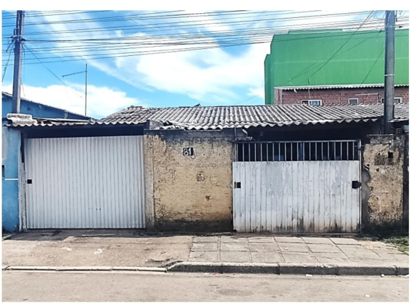 Lote 1 - LEILÃO JUDICIAL DE IMÓVEL EM PINHAIS