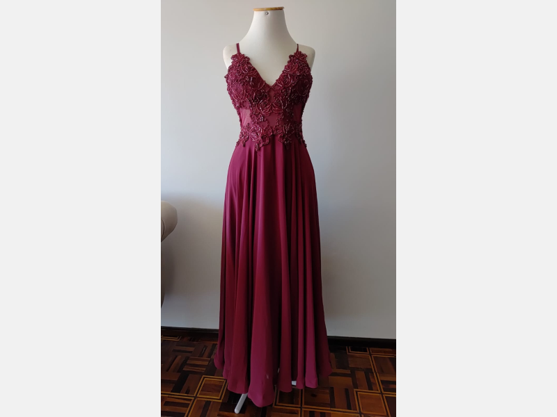 LEILÃO JUDICIAL DE 5 VESTIDOS DE FESTA