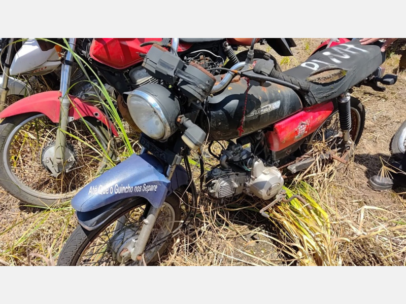 LEILÃO JUDICIAL DE MOTOCICLETA DAFRA/ SUPER 100- SUCATA