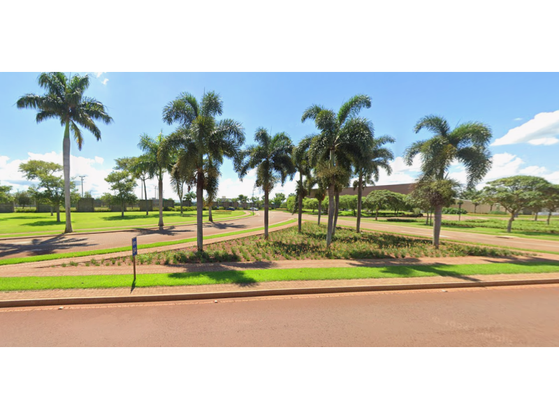 Data de terras n. 13 (treze), da quadra “I”, com área de 548,68 metros quadrados