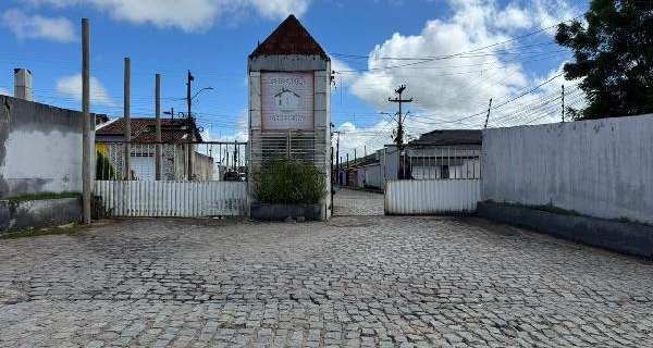 AL/ARAPIRACA - Casa em MASSARANDUBA