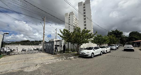 BA/SALVADOR - Apartamento em NOVA BRASILIA