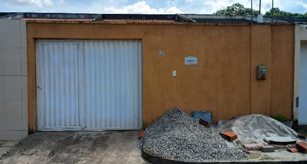 CE/EUSEBIO - Casa em TAMATANDUBA