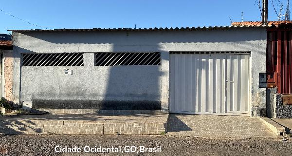GO/CIDADE OCIDENTAL - Casa em CENTRO