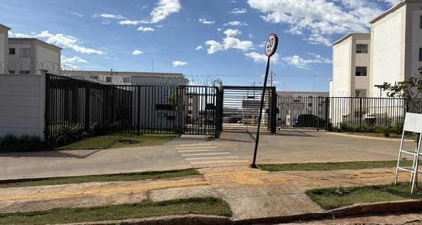 GO/GOIANIA - Apartamento em RESIDENCIAL FLORES DO CERRADO