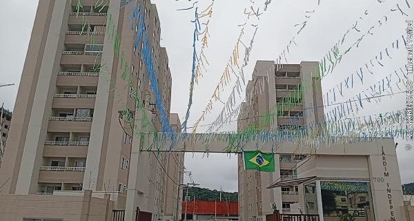 MG/JUIZ DE FORA - Apartamento em INDUSTRIAL