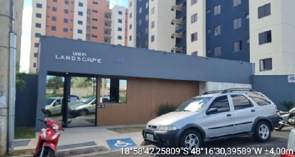 MG/UBERLANDIA - Apartamento em SHOPPING PARK