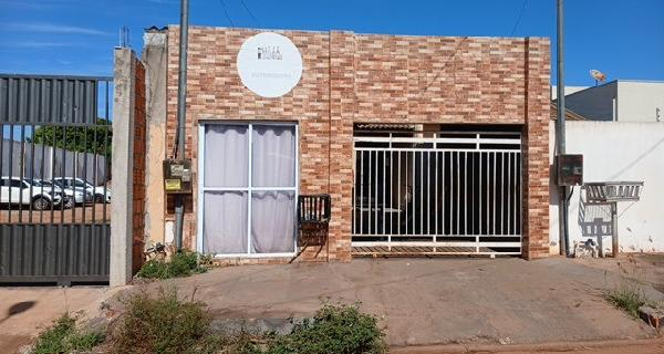 MT/VARZEA GRANDE - Casa em CANELAS